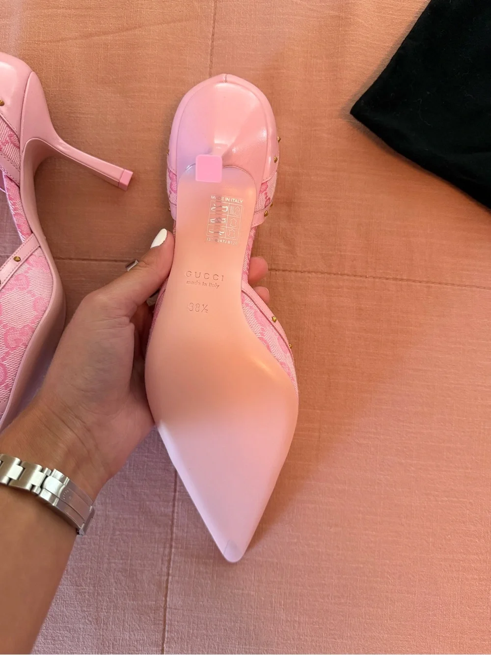 Gucci kitten heels